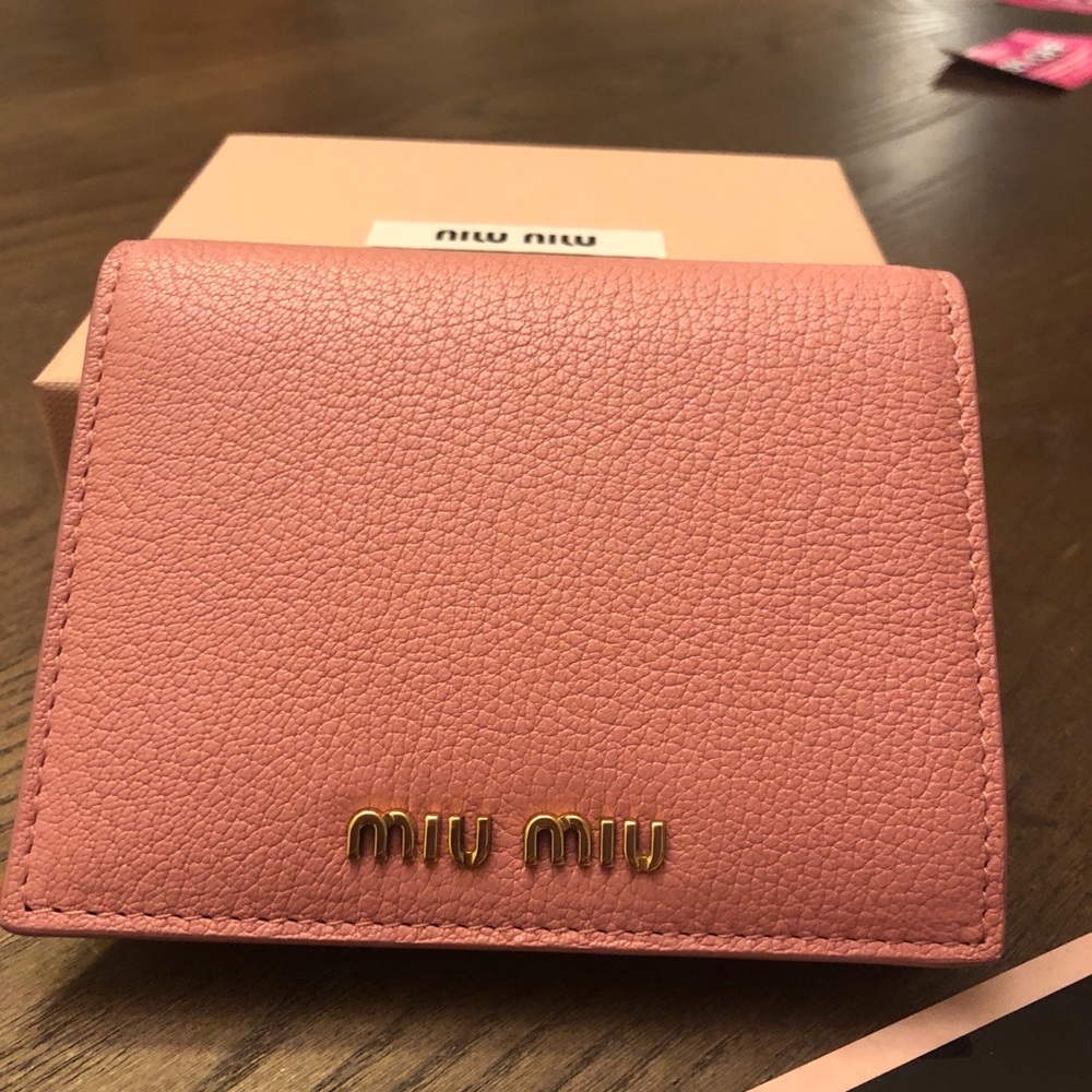 NEW Miu Miu Wallet